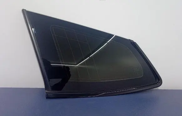 Opel Insignia A Rear side window 495032823