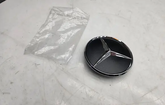 Mercedes-Benz Sprinter W906 Manufacturers badge/model letters