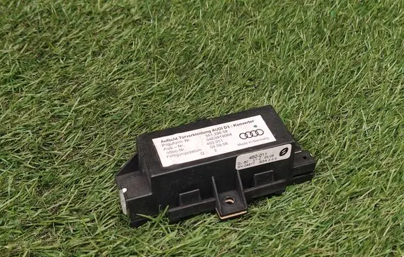 Audi A8 S8 D3 4E Door control unit/module 04E0919064 36129658