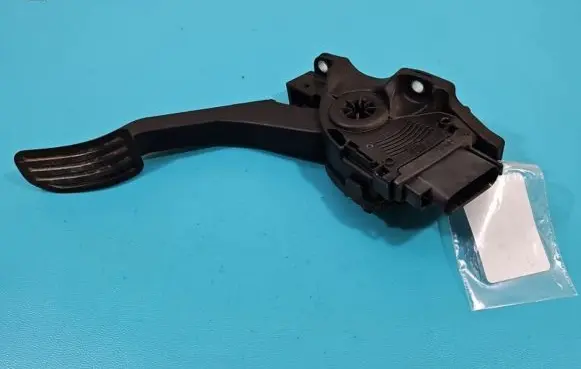 Volvo XC60 Accelerator throttle pedal 8G9N-9F836-AA IMPRK1374263