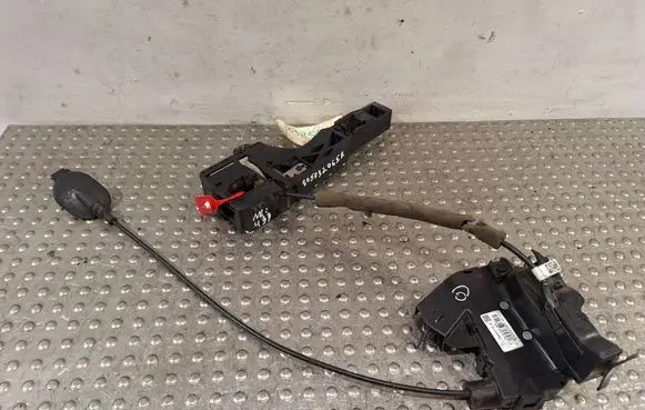 Renault Megane IV Front door lock S25062433 805032065R