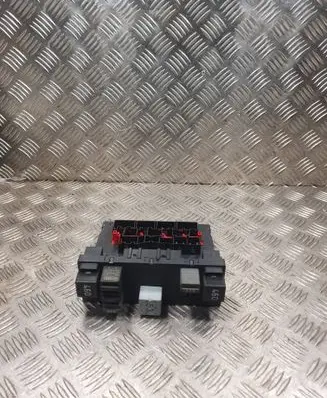 Skoda Octavia Mk2 (1Z) Comfort/convenience module H54S2202 28107526 3C0937049AJ