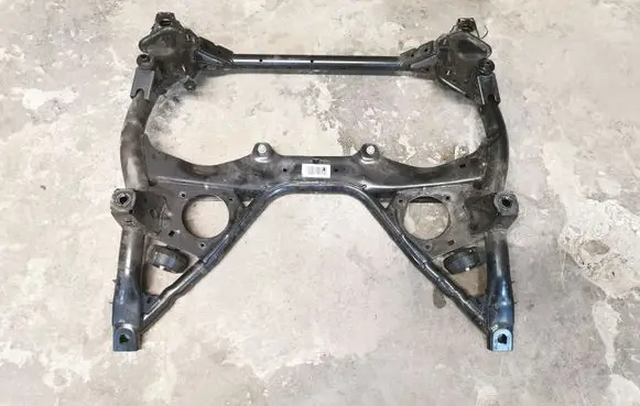 BMW 4 F36 Gran coupe Front subframe 483470767