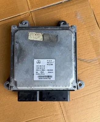 Mercedes-Benz E W212 Engine control unit/module A6519007500