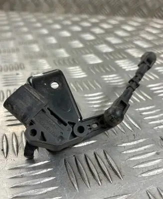 Audi Q7 4M Headlight/headlamp level sensor 4M0907504A
