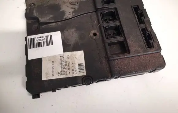 Renault Megane II Comfort/convenience module 8200261823 8200233443a