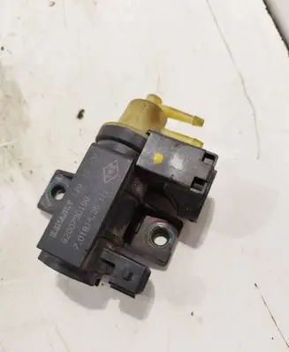 Renault Scenic III - Grand scenic III Vacuum valve 8200790180 10T197 70181405