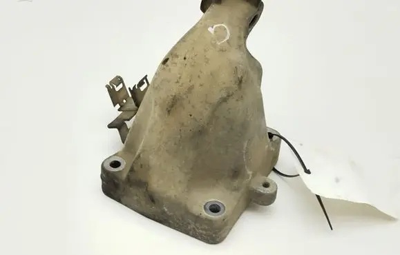 Mercedes-Benz E W211 Engine mounting bracket A6422230104