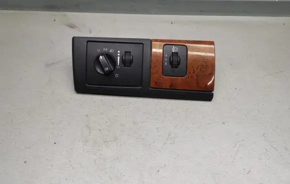 Chrysler Voyager Light switch 04602836AE L0098645