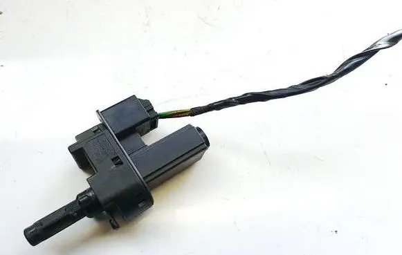 Brake pedal sensor switch