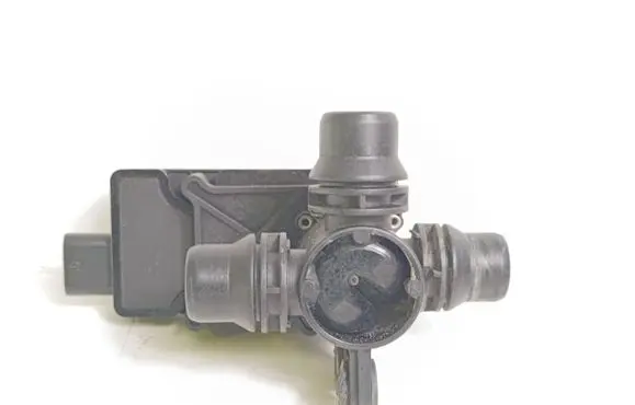 Mercedes-Benz Sprinter W907 W910 Coolant heater control valve A0005061300