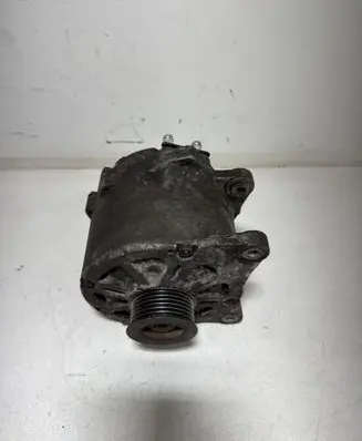 Volkswagen Touareg I Generator/alternator