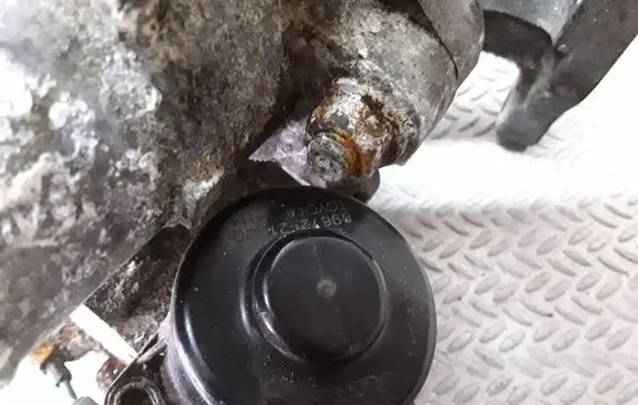 Toyota Avensis T250 Throttle valve 8967221020