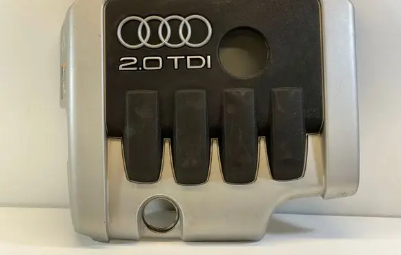 Audi A3 S3 A3 Sportback 8P Engine cover (trim) 03G103925AF 03G103925AH