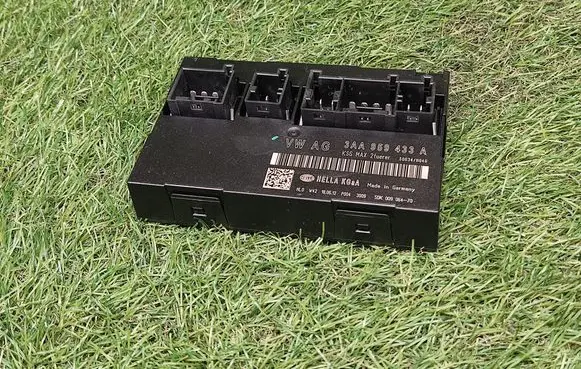 Volkswagen PASSAT CC Comfort/convenience module 3AA959433A