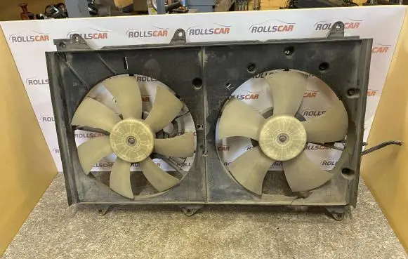 Toyota Avensis Verso Fan set PPGF20 379