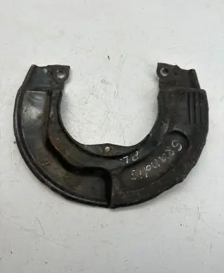 Mitsubishi Grandis Front brake disc dust cover plate 