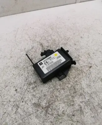 Opel Vectra C Tire pressure control unit 13172984 081300260400332010