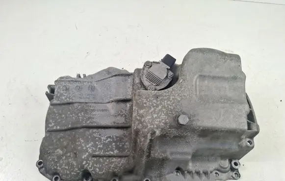 BMW 1 E82 E88 Oil sump 7797969