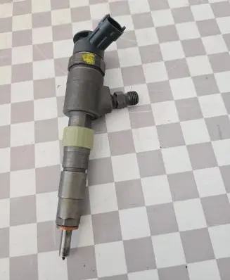 Citroen C3 Picasso Fuel injector 870692 0445110340