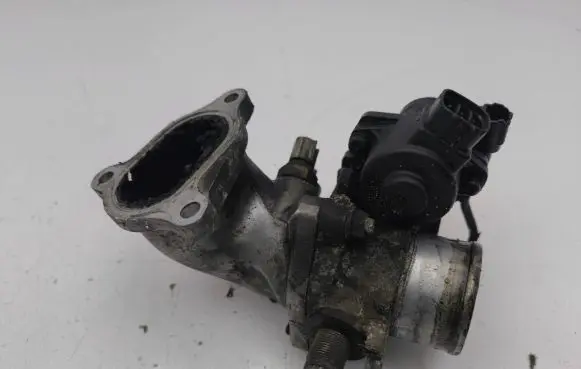 Toyota Corolla E120 E130 Throttle valve