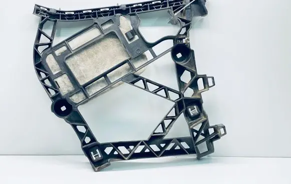 Mercedes-Benz GL X166 Bumper support mounting bracket corner A1668850221 A1668800312