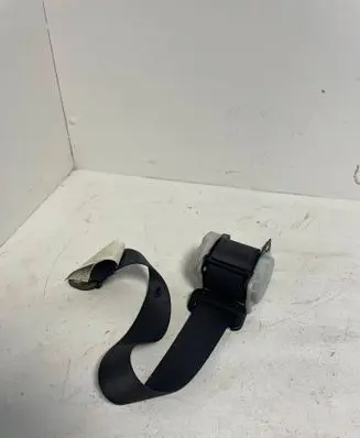 Subaru Legacy Rear seatbelt TKAB0ES108 0432137