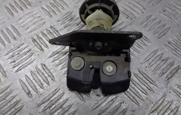 Fiat Punto (188) Tailgate exterior lock 