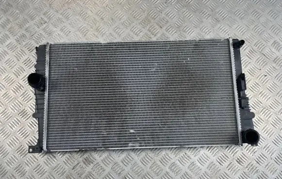 BMW 2 F22 F23 Coolant radiator 8672102