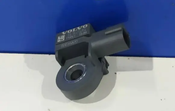 Volvo XC90 Airbag deployment crash/impact sensor 31360181