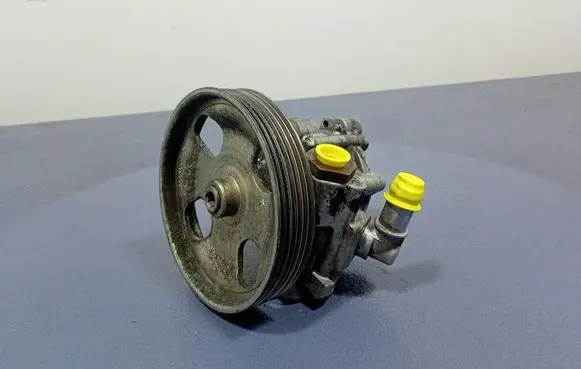 Citroen C5 Power steering pump 9645907680
