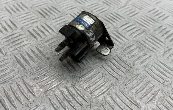 Nissan Juke I F15 Ignition relay 251151KB0A 2534002850