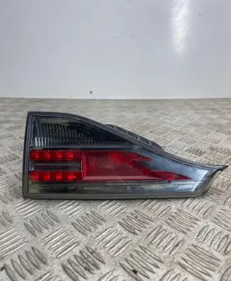 Lexus CT 200H Tailgate rear/tail lights 8158176020