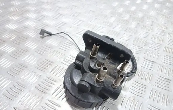 Land Rover Range Rover L322 Fuel filter bracket/mount holder 06K19