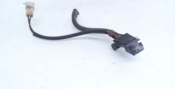 Volkswagen PASSAT B5 Windshield washer spray nozzle 3B0955986C
