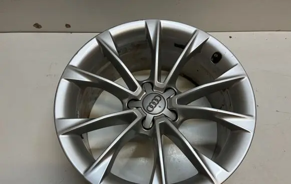 Audi A5 8T 8F R18 alloy rim 8T0601025CA
