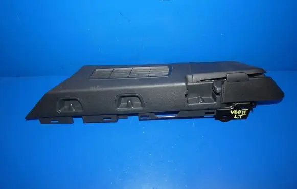 Volvo V60 Trunk/boot side trim panel 32239860