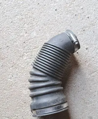 Audi A6 S6 C6 4F Air intake hose/pipe 4F0129615L