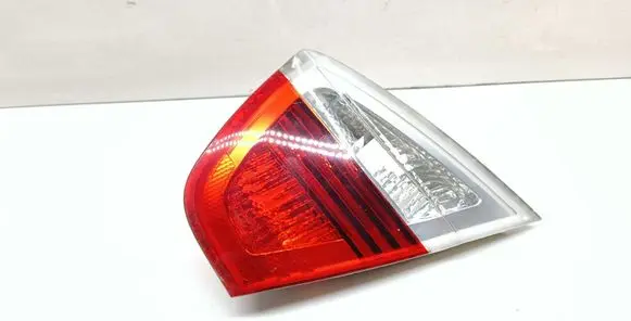 BMW 3 E90 E91 Tailgate rear/tail lights 6937460