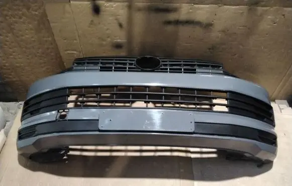 Volkswagen Transporter - Caravelle T6 Front bumper 7E0807221D