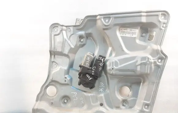 Nissan Primera Rear door window regulator motor 80770AV611