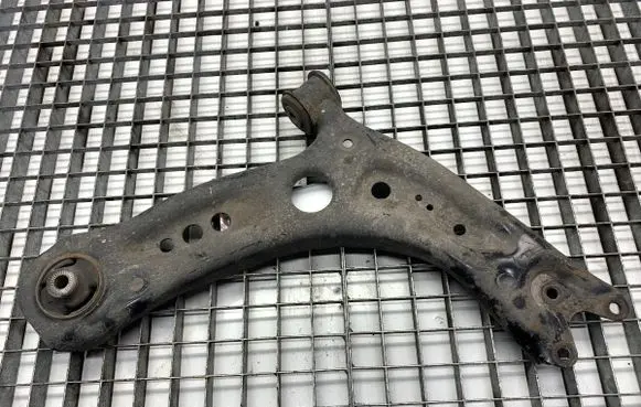 Skoda Octavia Mk3 (5E) Front control arm 