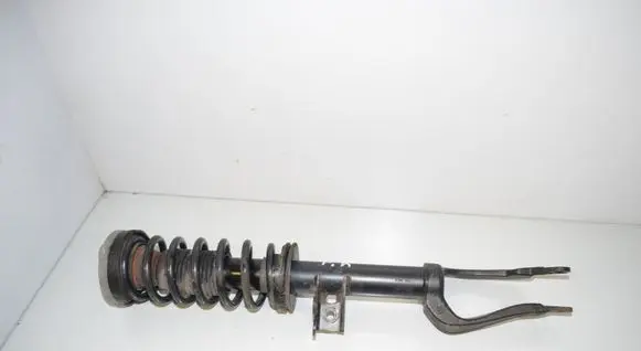 BMW 5 F10 F11 Front shock absorber with coil spring 6863665 31316863665 6796764