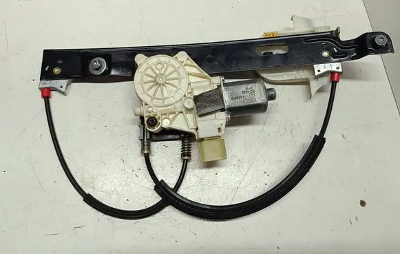 Ford Mondeo MK IV Rear door window regulator with motor 6M2114A389B FC6653