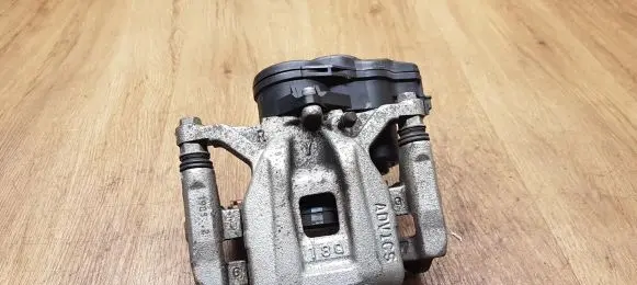 Lexus RX 450H Rear brake caliper 4783048130