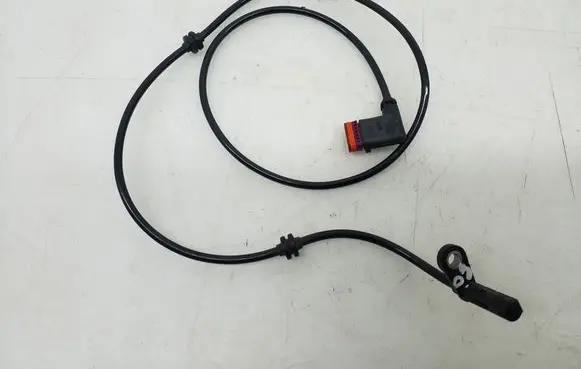 Mercedes-Benz C W204 ABS rear brake sensor A2045400317