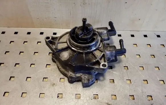 Opel Antara Vacuum pump 25183189 9140300110
