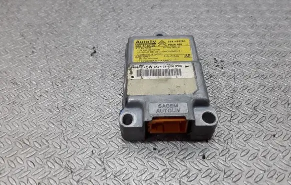 Citroen Xsara Picasso Airbag control unit/module 550775400 9641478280