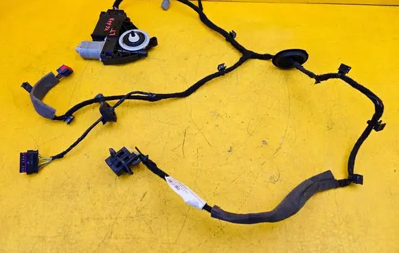 Volvo XC60 Rear door window regulator motor 31674759 31676179