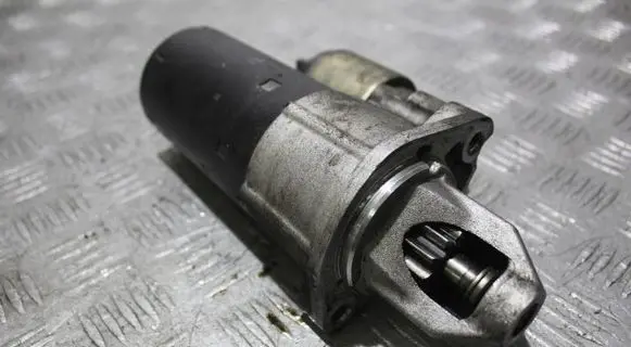 Mercedes-Benz S W221 Starter motor 0001108403